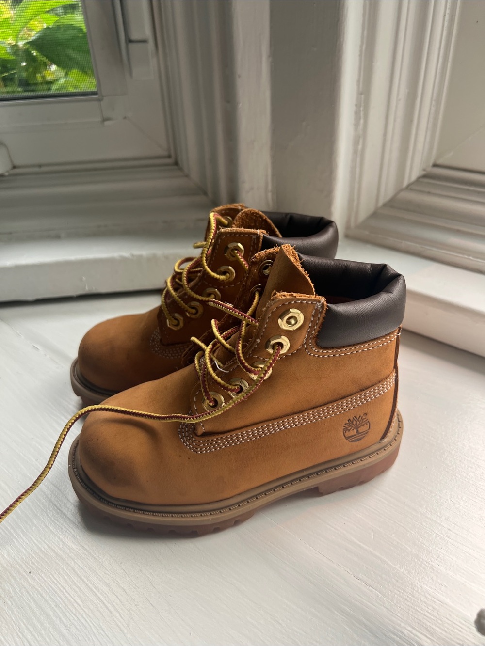 Timberland Kids 6-Inch Premium Waterproof Boots-Wheat Nubuck – Size 7M (Toddler)